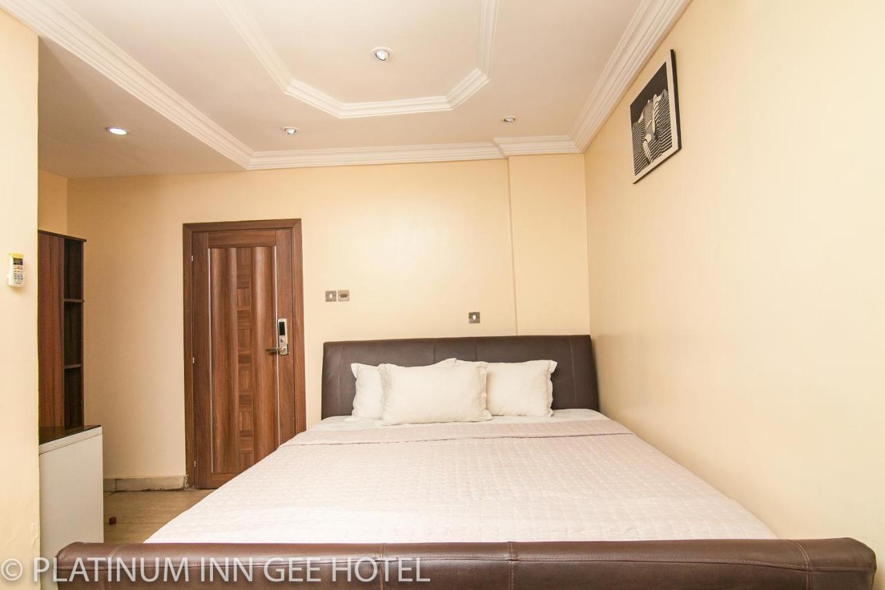 Platinum Inn Gee Hotel Suru Lere Εξωτερικό φωτογραφία