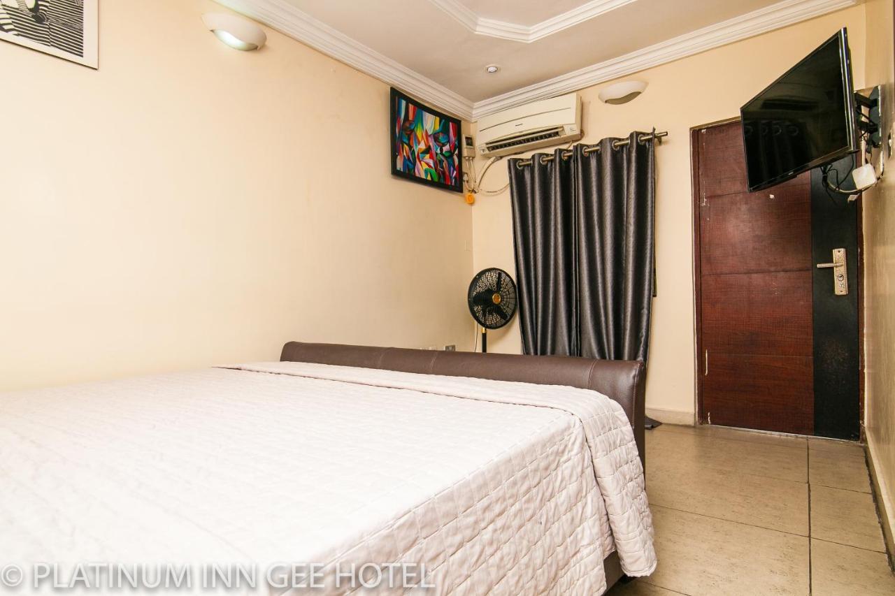 Platinum Inn Gee Hotel Suru Lere Εξωτερικό φωτογραφία