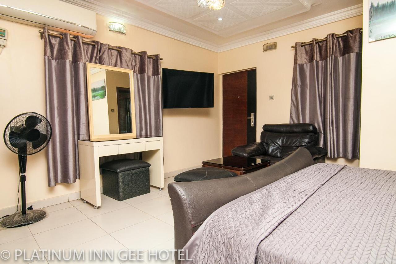 Platinum Inn Gee Hotel Suru Lere Εξωτερικό φωτογραφία