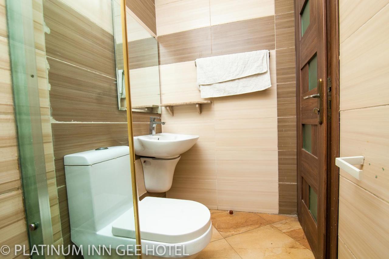 Platinum Inn Gee Hotel Suru Lere Εξωτερικό φωτογραφία