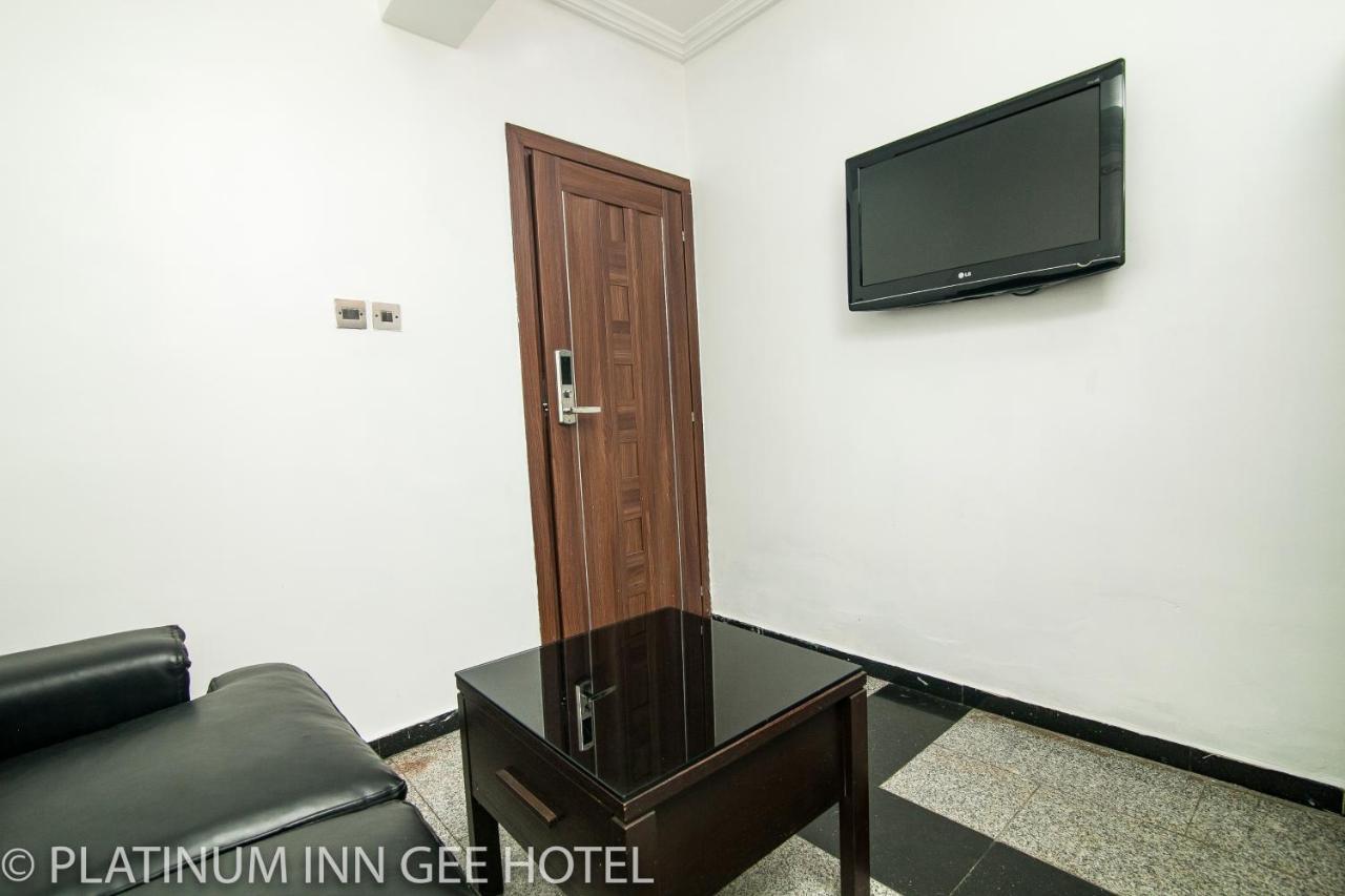 Platinum Inn Gee Hotel Suru Lere Εξωτερικό φωτογραφία
