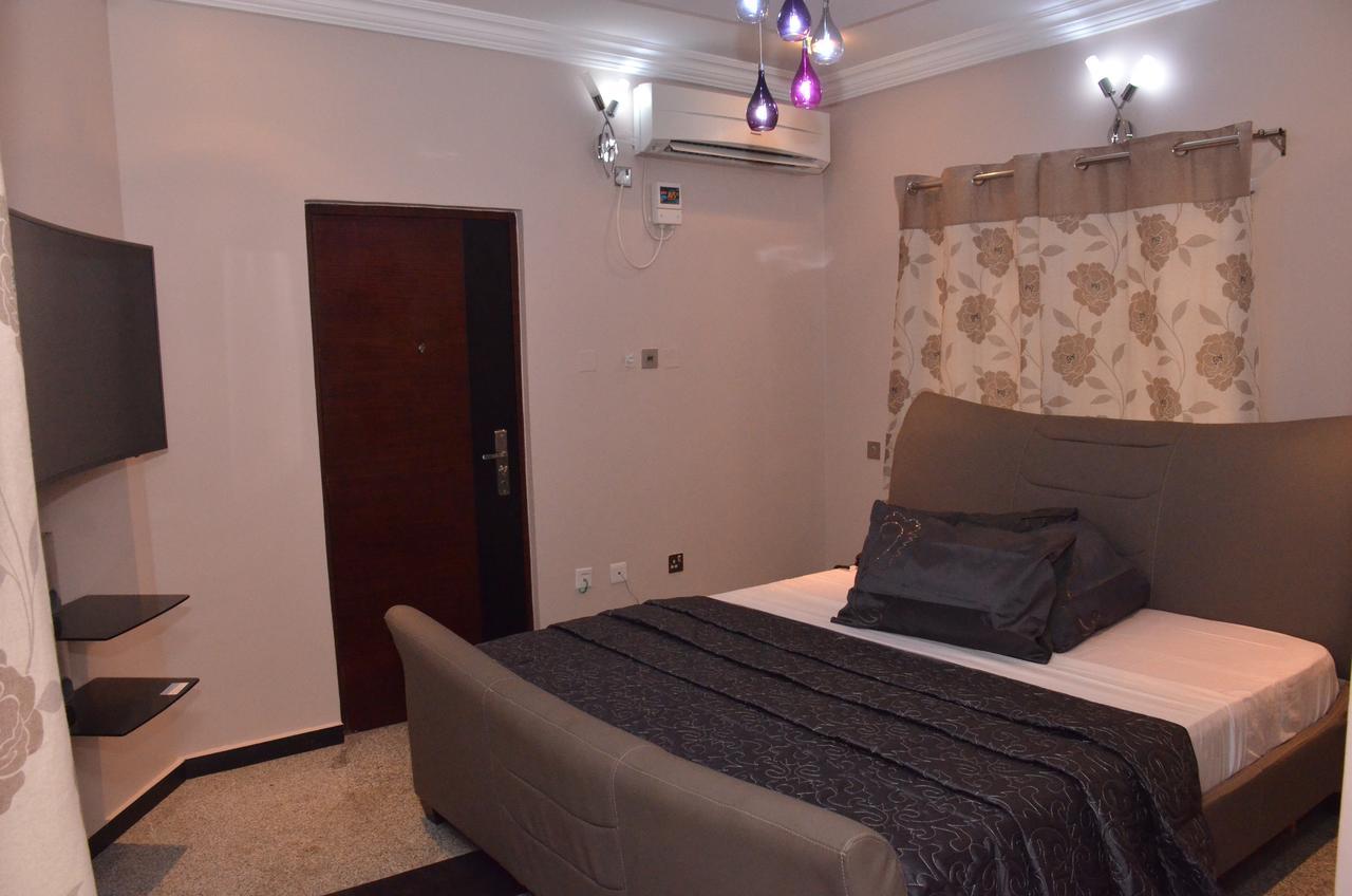 Platinum Inn Gee Hotel Suru Lere Εξωτερικό φωτογραφία